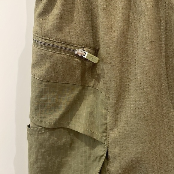 Lululemon WovenAir High-Rise Hiking Short 4"—Great!!  Like New Condition! Size 6 - Picture 7 of 10